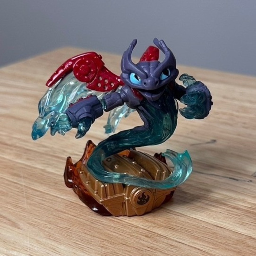 Skylanders Swap Force Fire Kraken Figure Fire Element Activision 2013 Purple Red